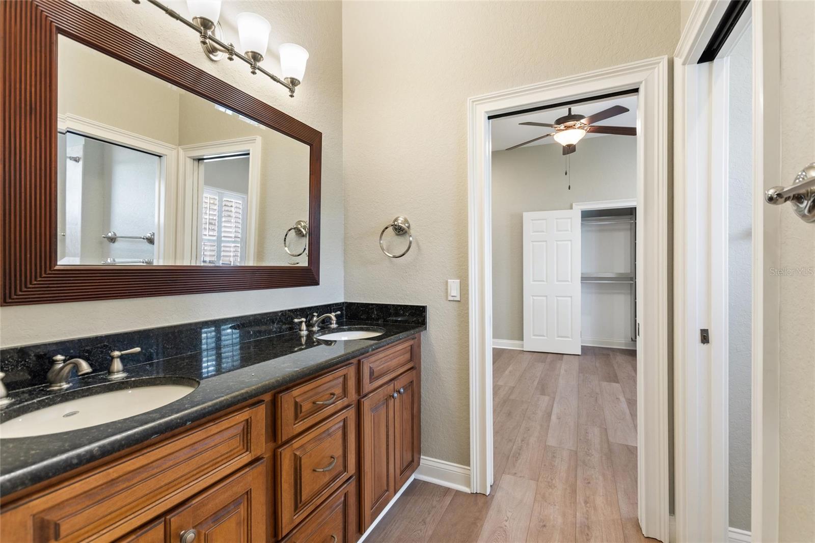 Image 39 of 70 For 4848 Island Shores Lane