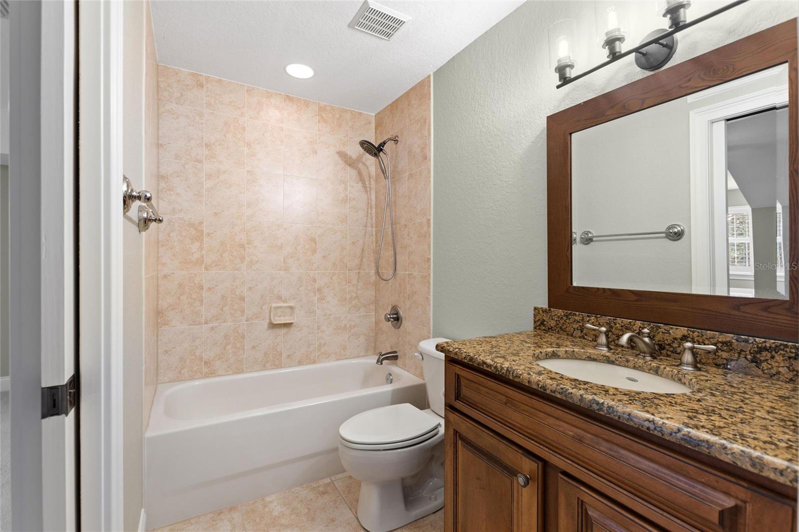 Image 44 of 70 For 4848 Island Shores Lane