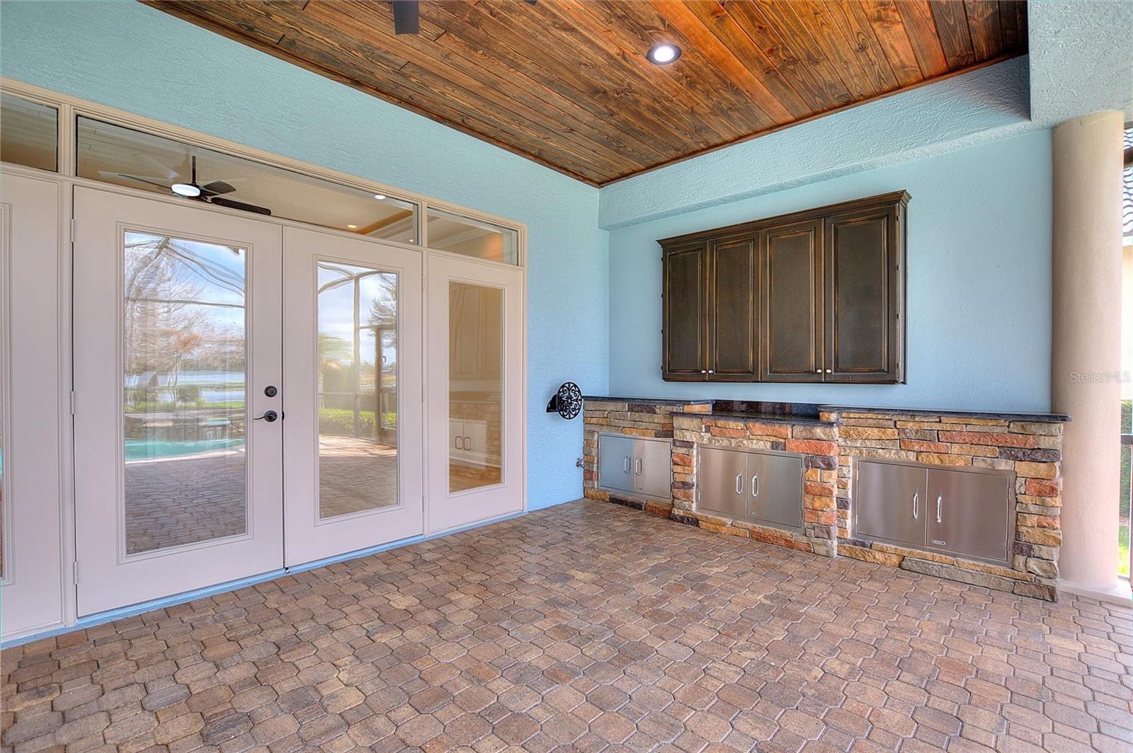 Image 53 of 70 For 4848 Island Shores Lane