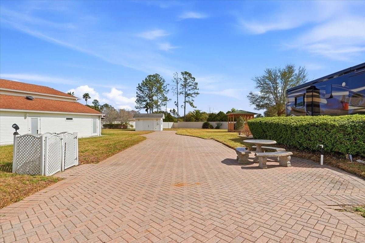 Image 2 of 6 For Motorcoach Drive S