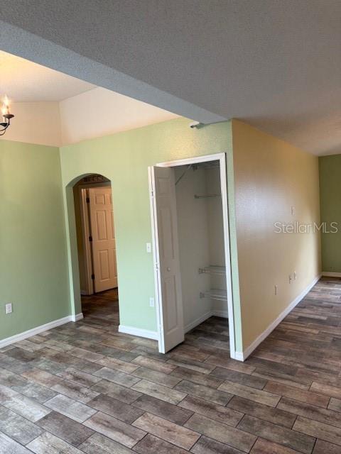 Image 19 of 39 For 8004 Settlers Creek Lane