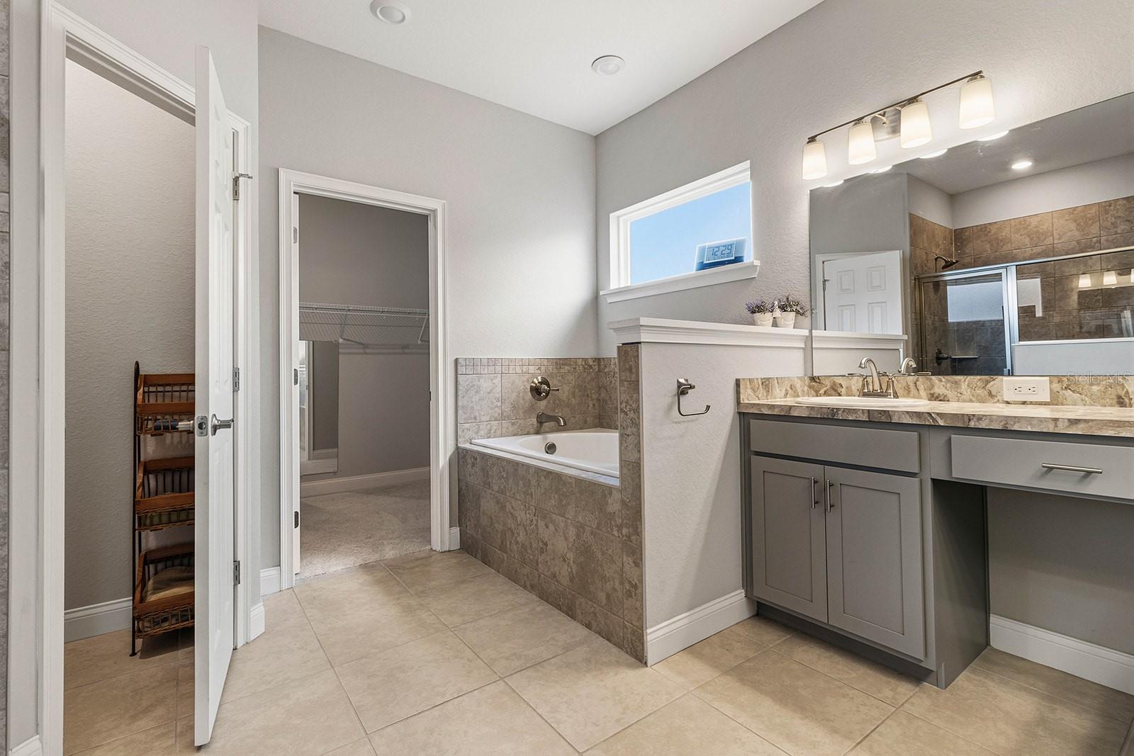 Image 23 of 41 For 3111 Kendal Way