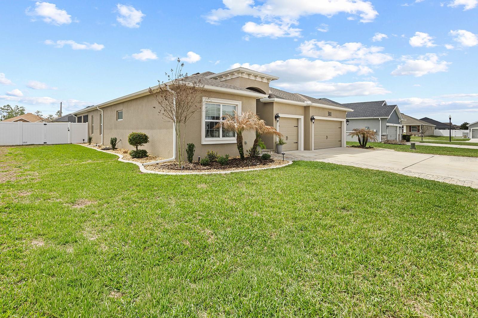 Image 3 of 41 For 3111 Kendal Way