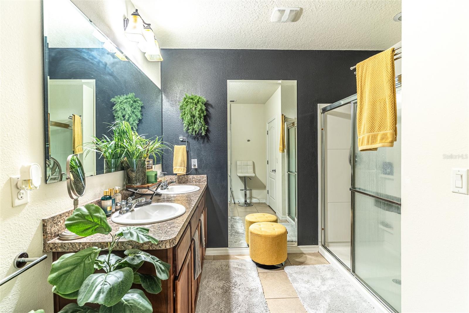 Image 16 of 32 For 1989 Van Buren Loop