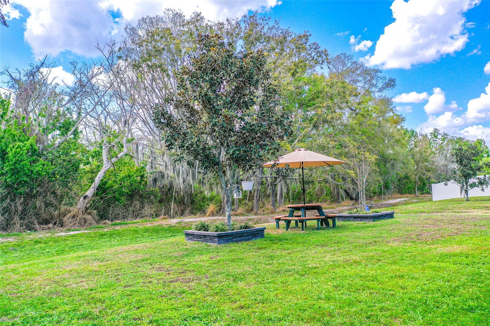 Image 24 of 32 For 1989 Van Buren Loop