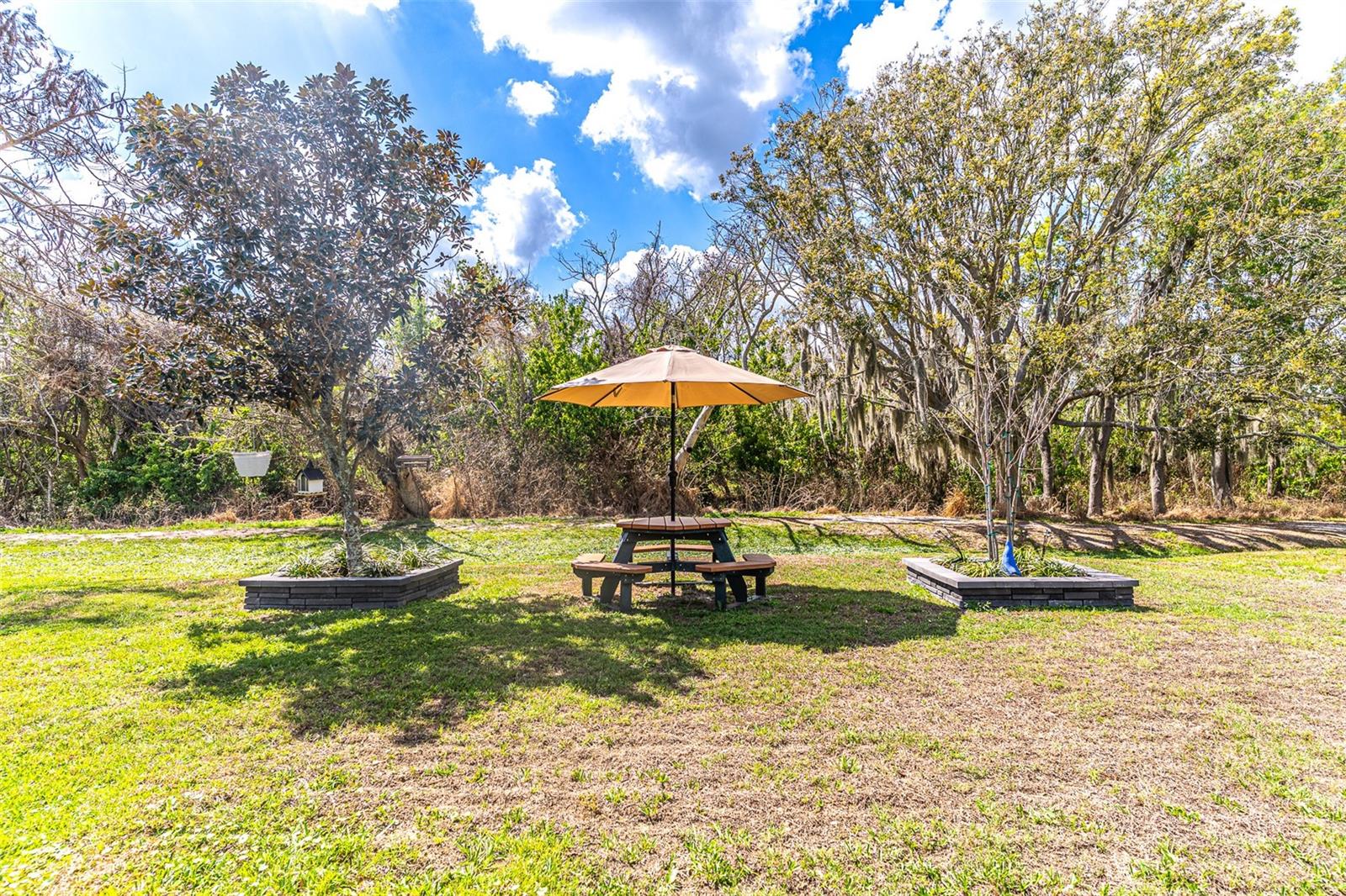 Image 26 of 32 For 1989 Van Buren Loop