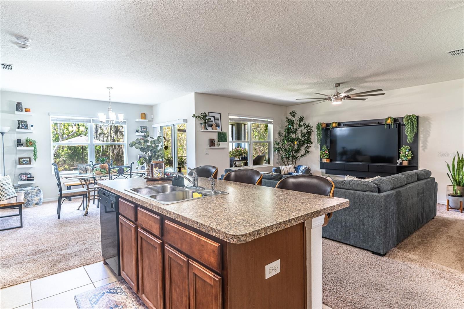 Image 4 of 32 For 1989 Van Buren Loop