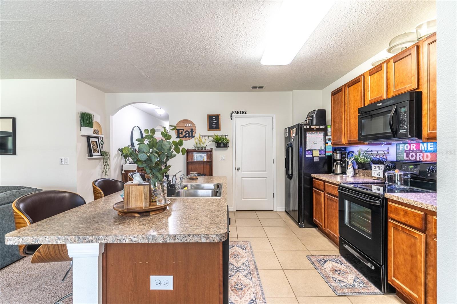 Image 5 of 32 For 1989 Van Buren Loop