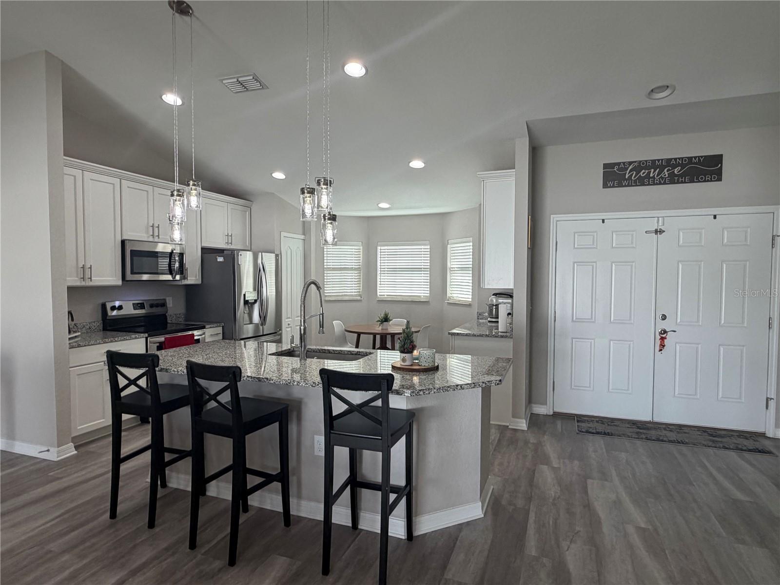 Image 3 of 23 For 2352 Twin Lake View Road