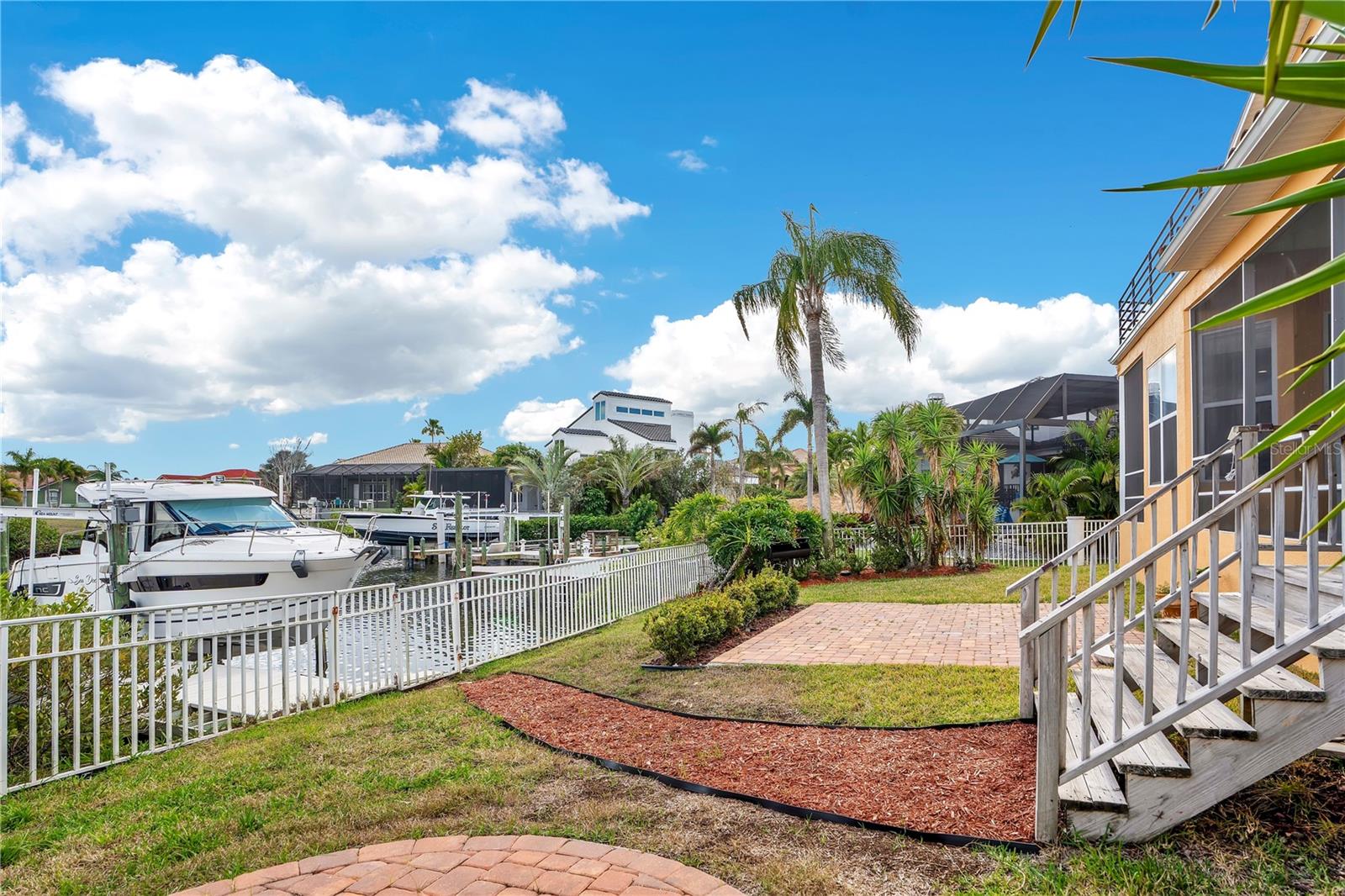 Image 49 of 87 For 934 Symphony Isles Boulevard