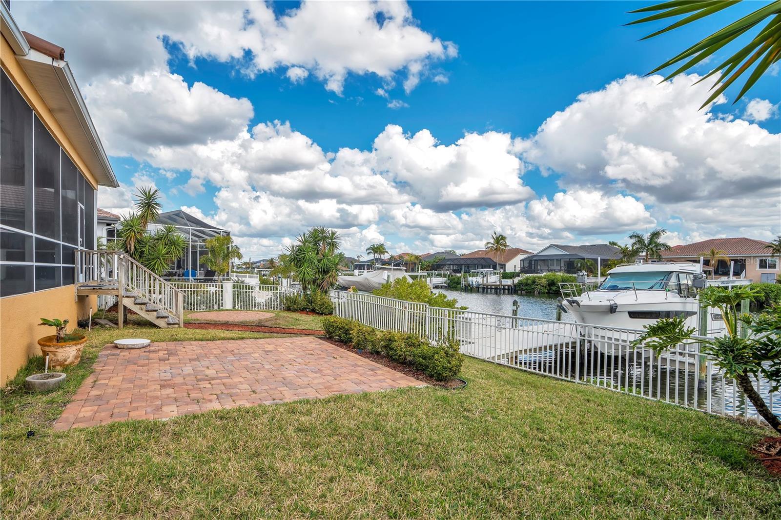 Image 51 of 87 For 934 Symphony Isles Boulevard