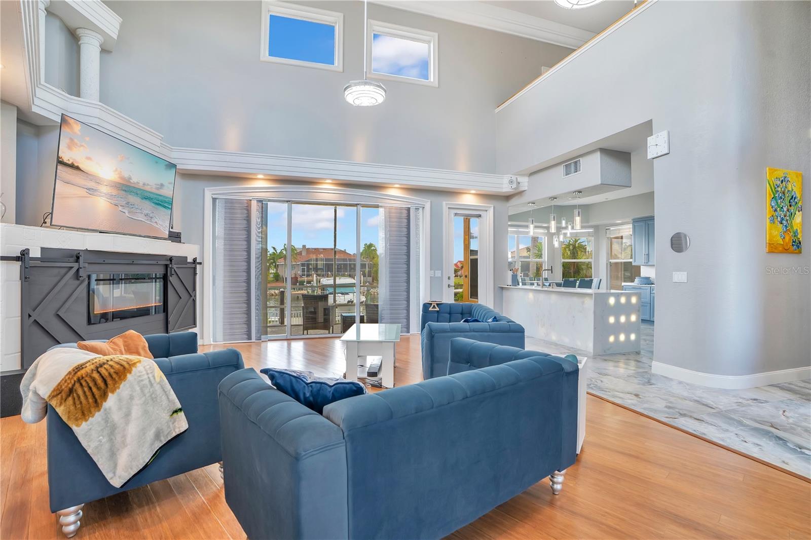 Image 6 of 87 For 934 Symphony Isles Boulevard