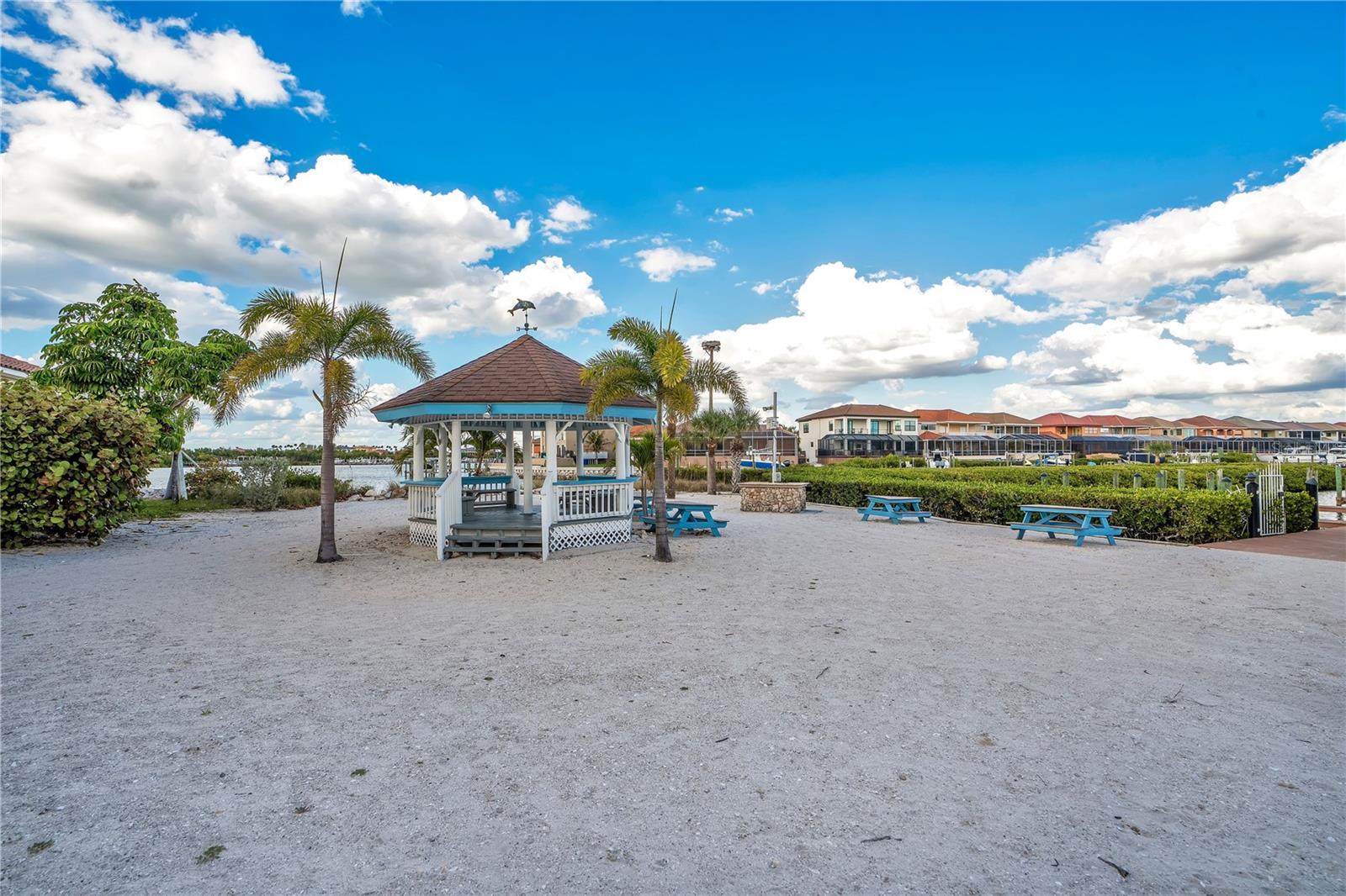 Image 60 of 87 For 934 Symphony Isles Boulevard