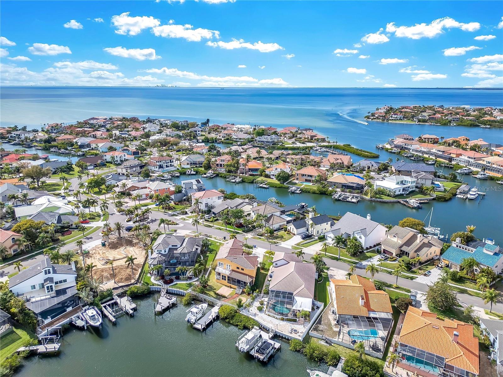 Image 79 of 87 For 934 Symphony Isles Boulevard