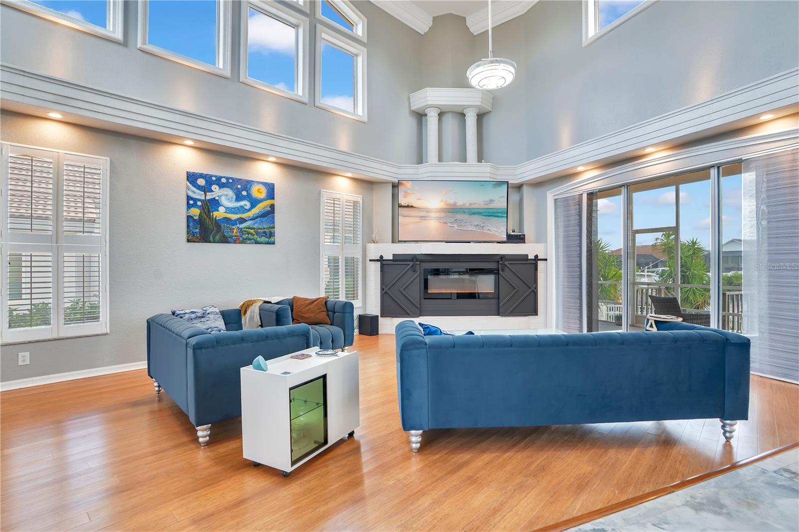 Image 8 of 87 For 934 Symphony Isles Boulevard