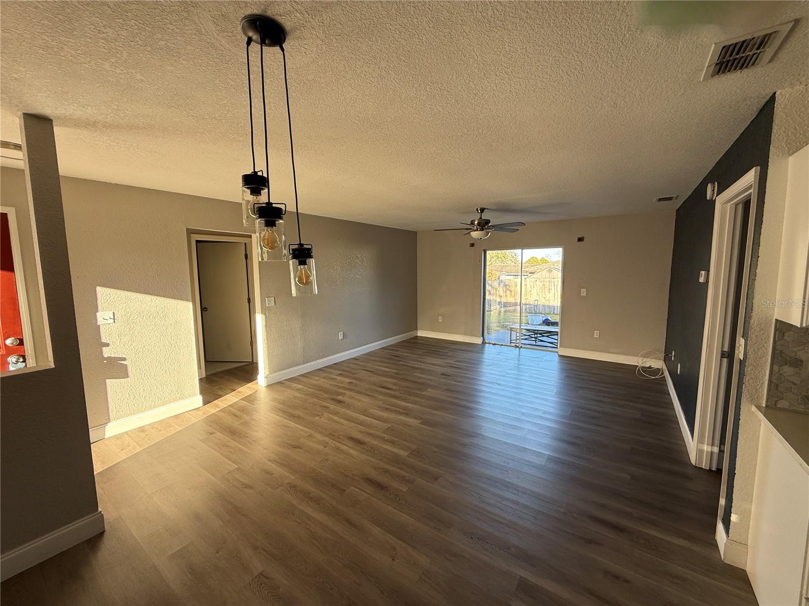 Image 6 of 22 For 1611 Fruitwood Drive