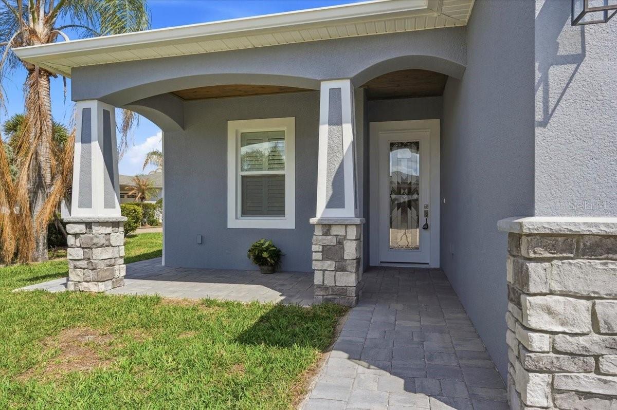 Image 12 of 44 For 517 Home Coming Way