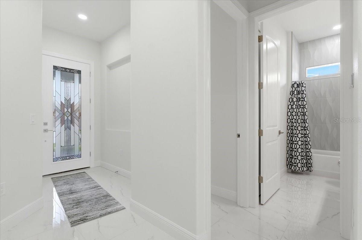 Image 13 of 44 For 517 Home Coming Way