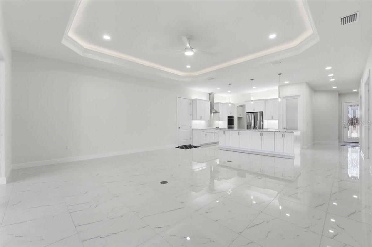 Image 14 of 44 For 517 Home Coming Way