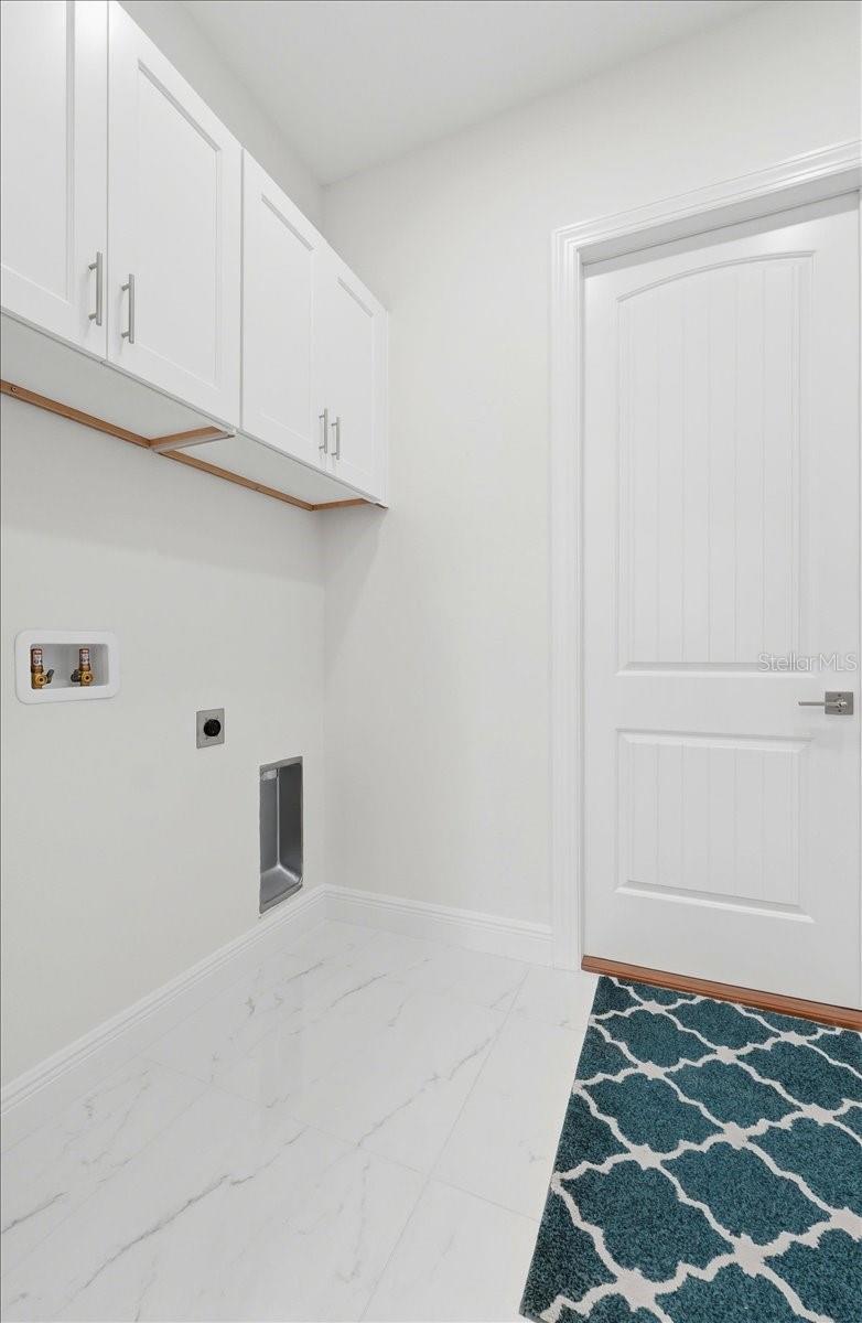 Image 37 of 44 For 517 Home Coming Way