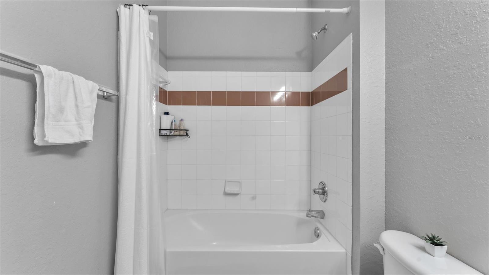 Image 17 of 61 For 412 Terrace Ridge Circle 412