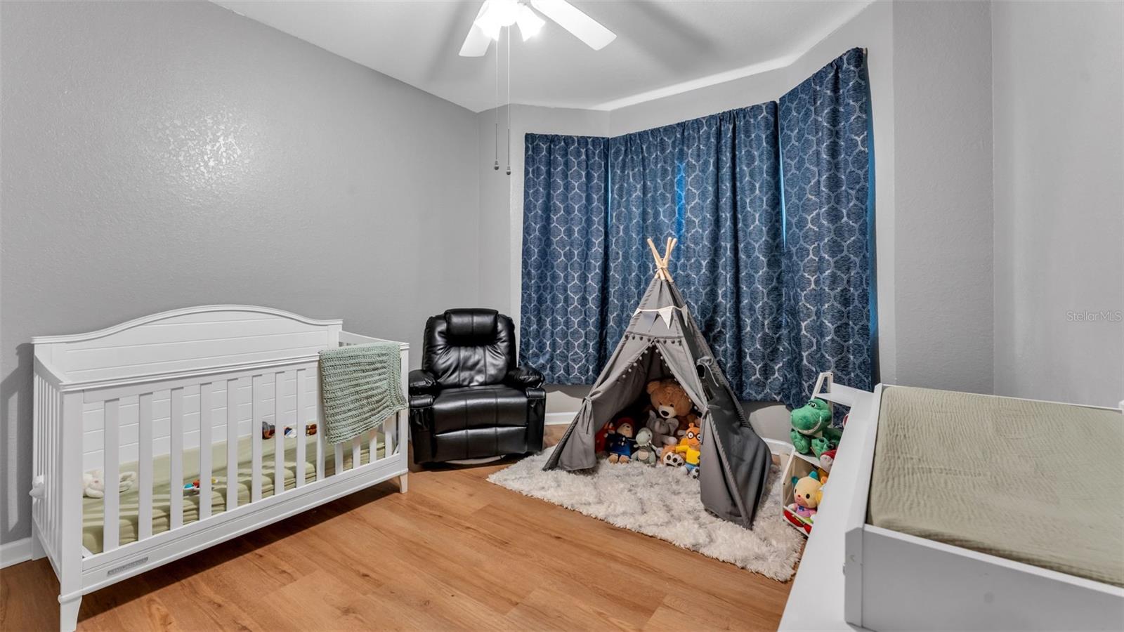 Image 18 of 61 For 412 Terrace Ridge Circle 412