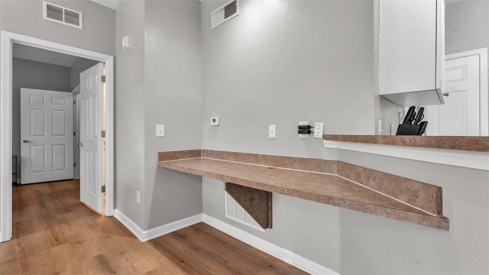 Image 31 of 61 For 412 Terrace Ridge Circle 412