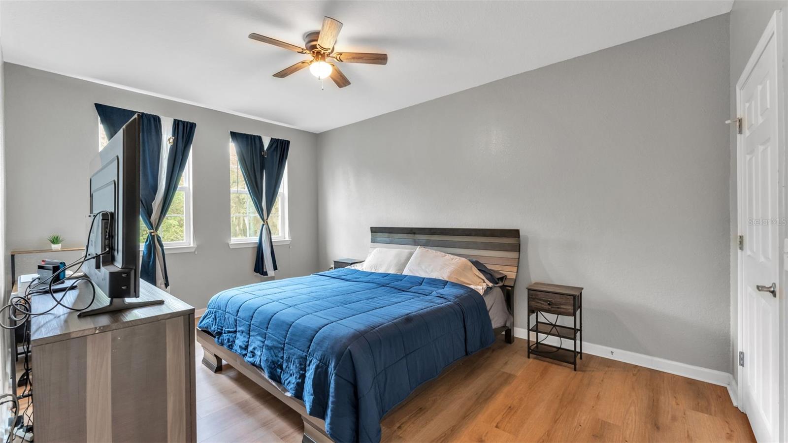 Image 7 of 61 For 412 Terrace Ridge Circle 412