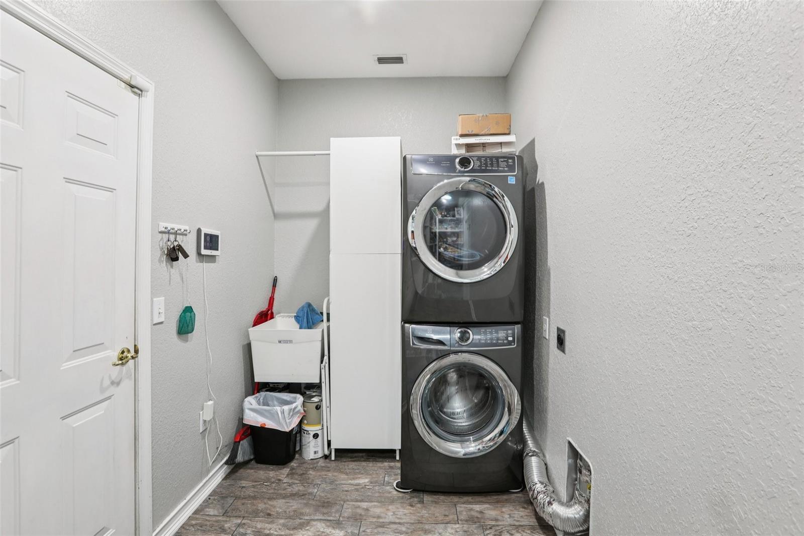 Image 30 of 42 For 5801 Deer Flag Drive