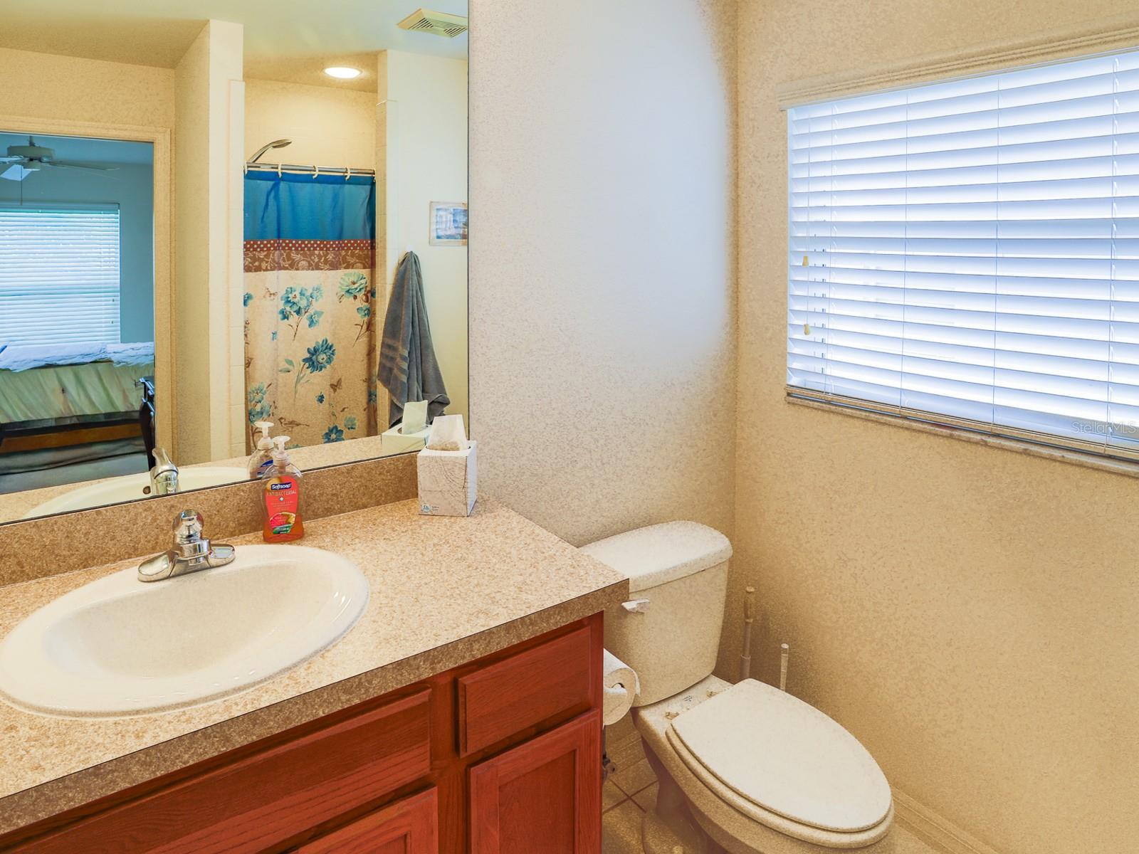 Image 14 of 39 For 4432 Turnberry Lane