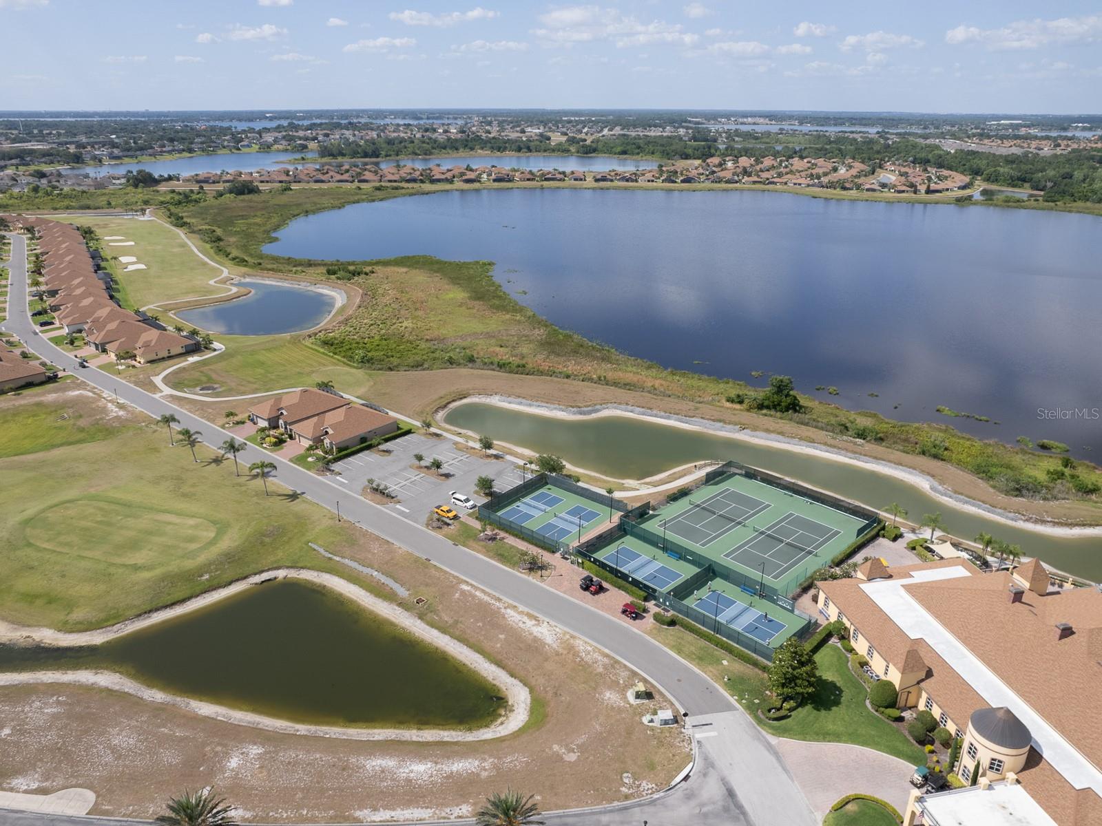 Image 34 of 39 For 4432 Turnberry Lane