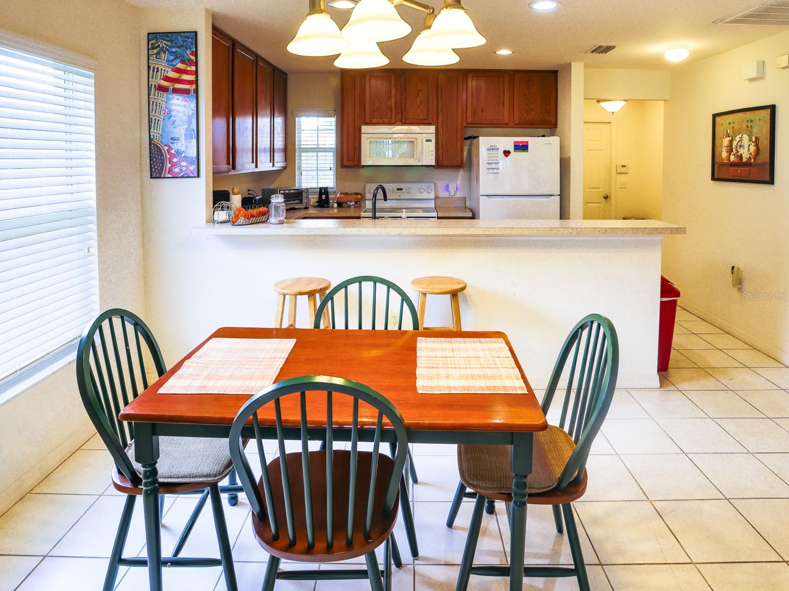 Image 6 of 39 For 4432 Turnberry Lane