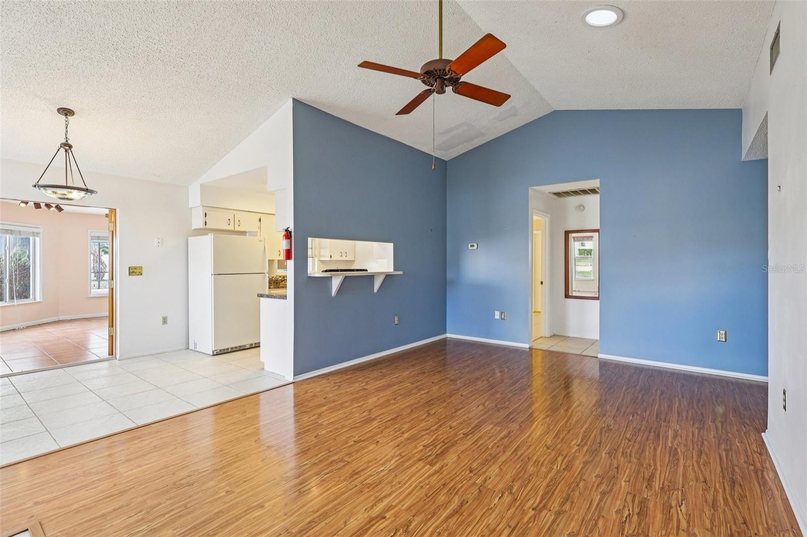 Image 9 of 50 For 3865 Dovehollow Drive