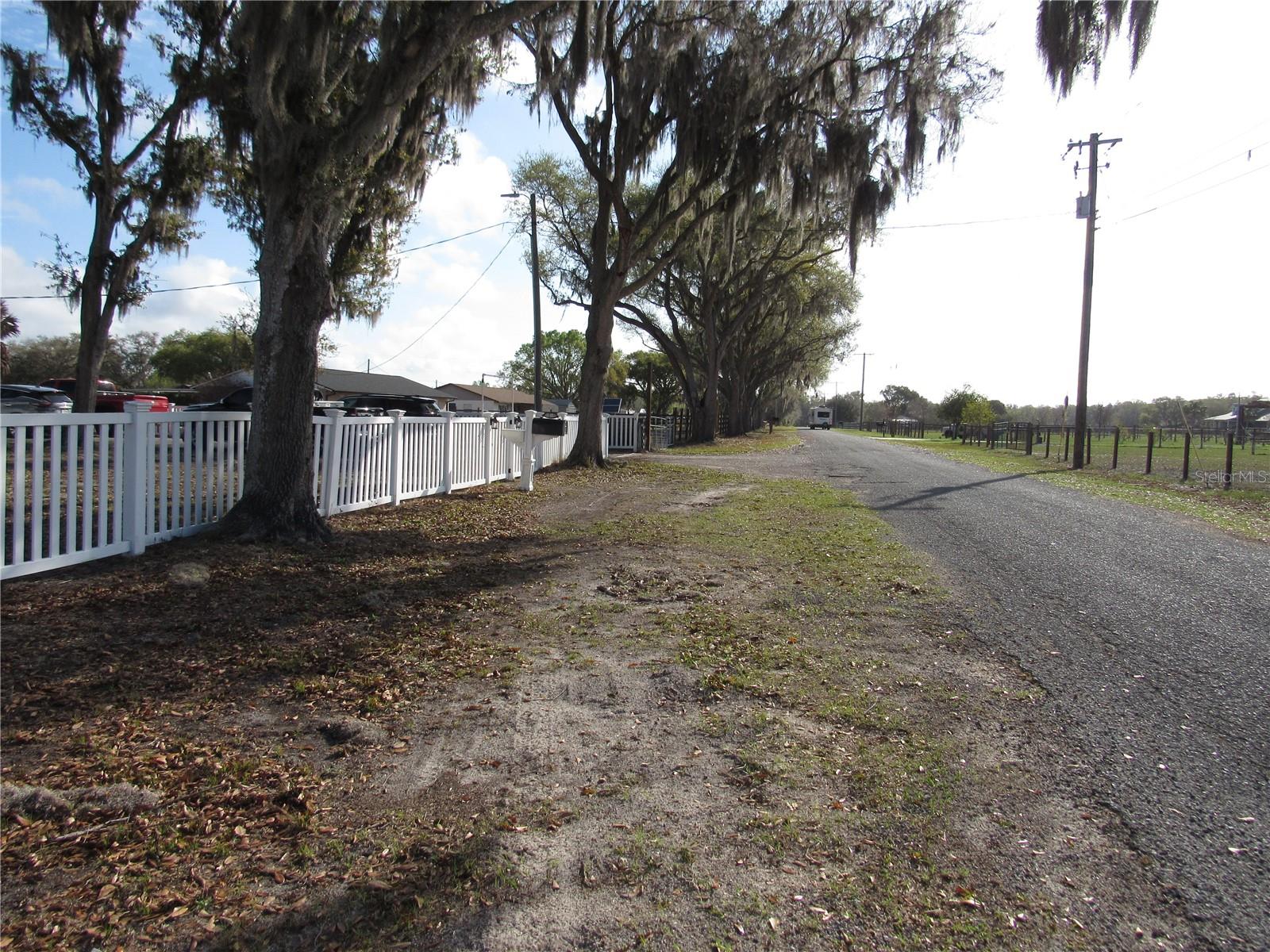 Image 5 of 50 For 330 Moccasin Hollow Road