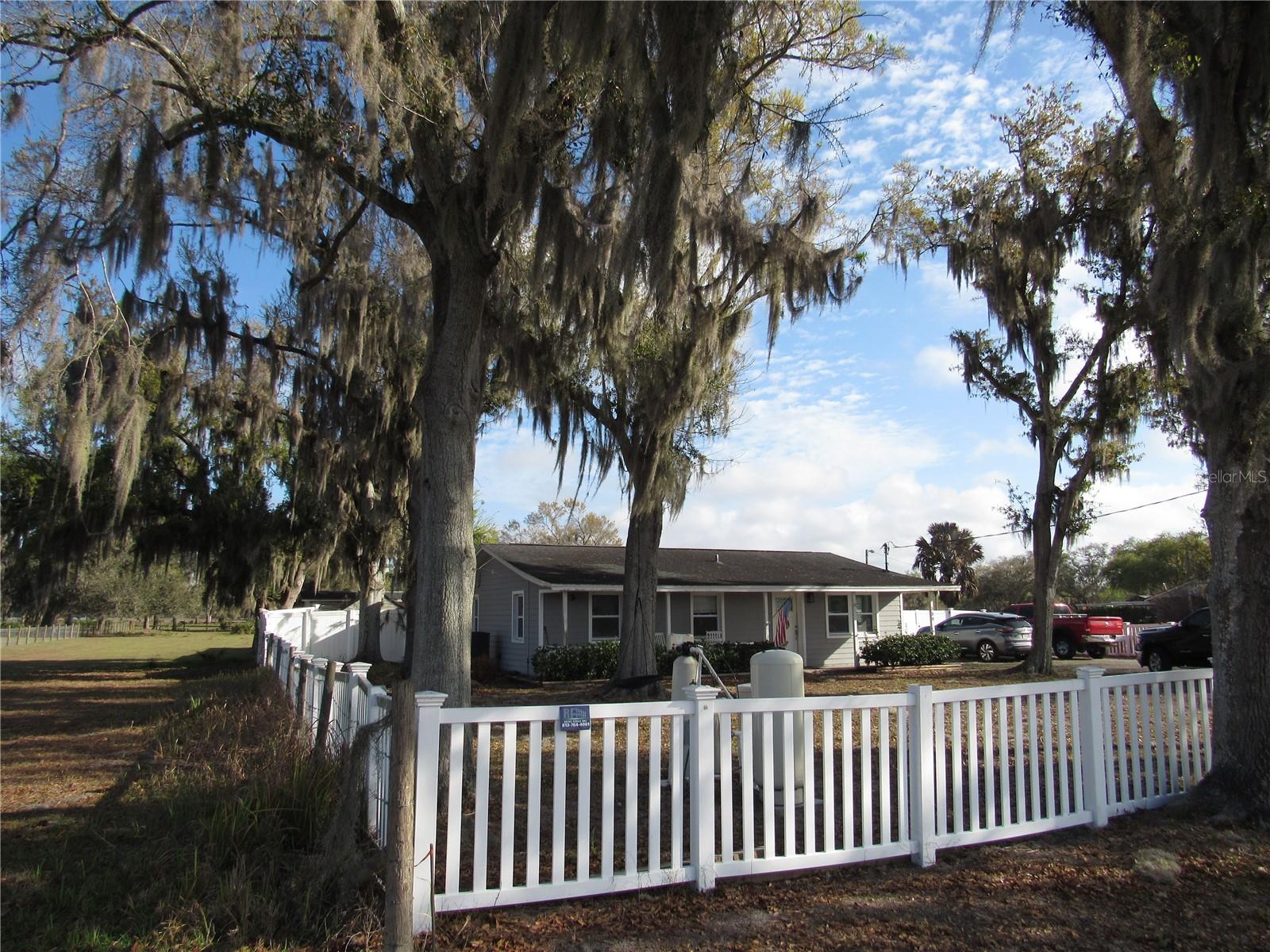 Image 6 of 50 For 330 Moccasin Hollow Road