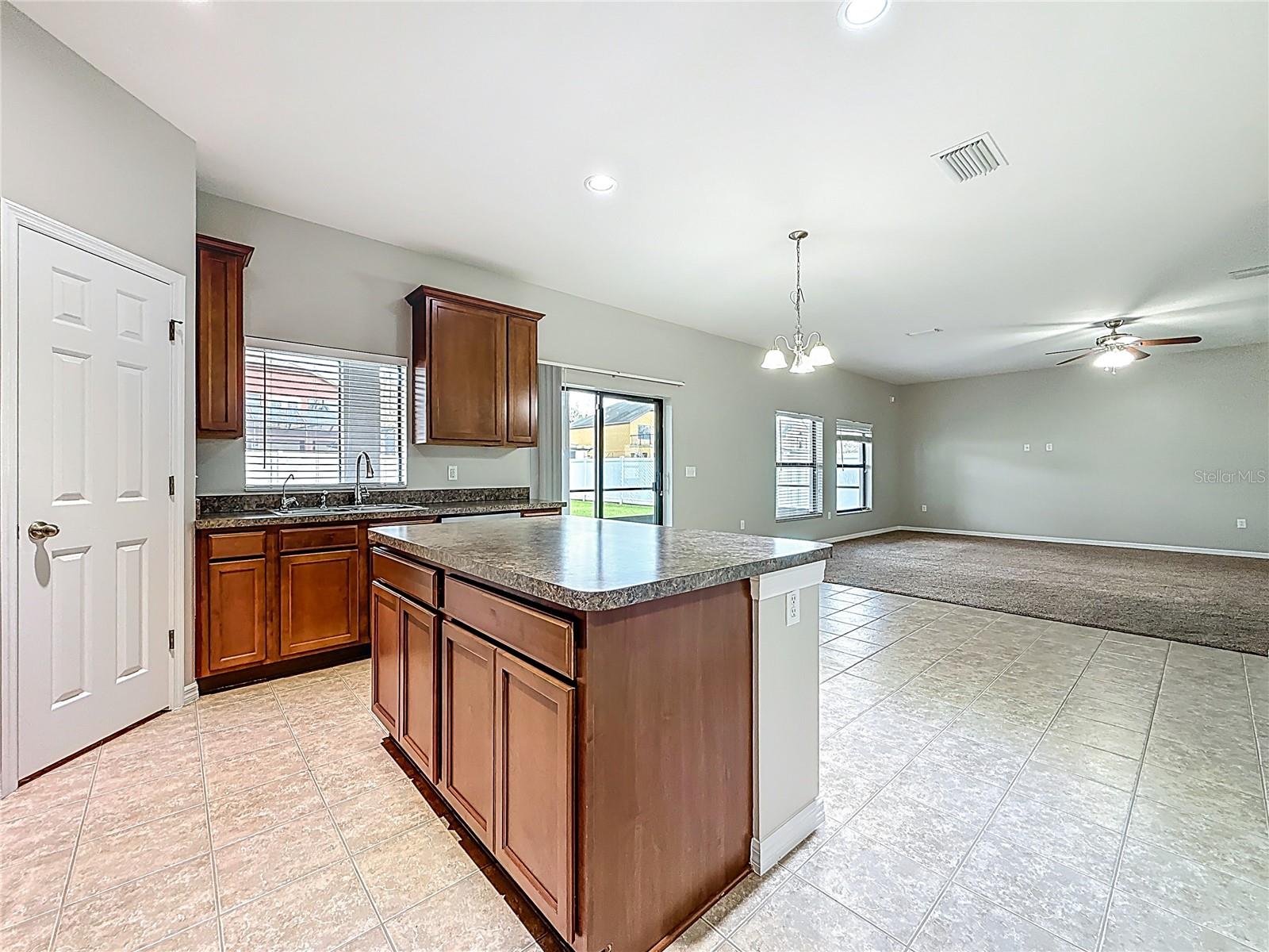 Image 15 of 50 For 313 Oak Landing Drive