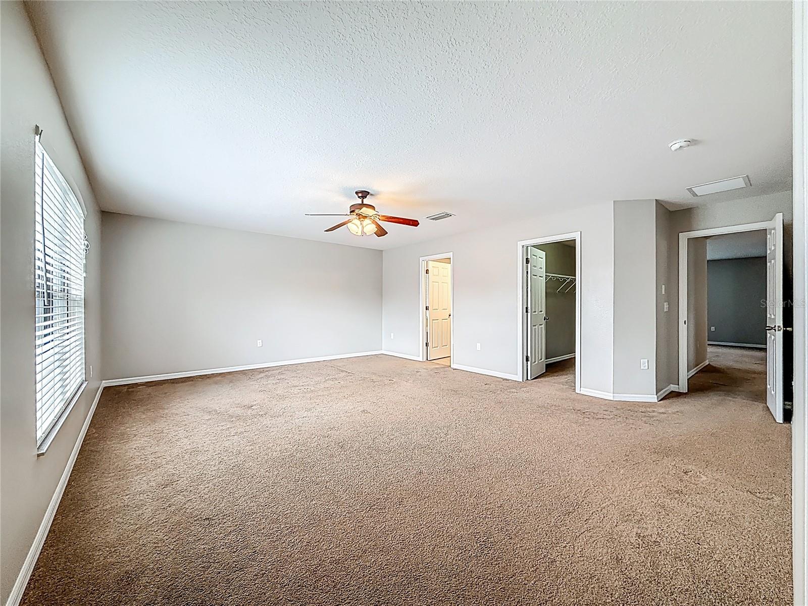 Image 23 of 50 For 313 Oak Landing Drive