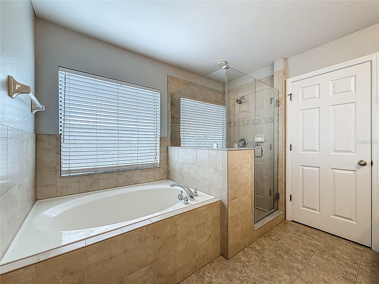 Image 28 of 50 For 313 Oak Landing Drive