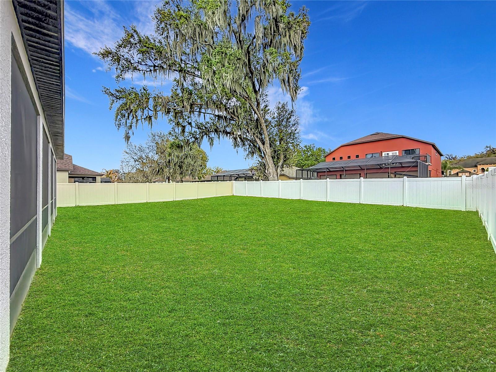 Image 46 of 50 For 313 Oak Landing Drive