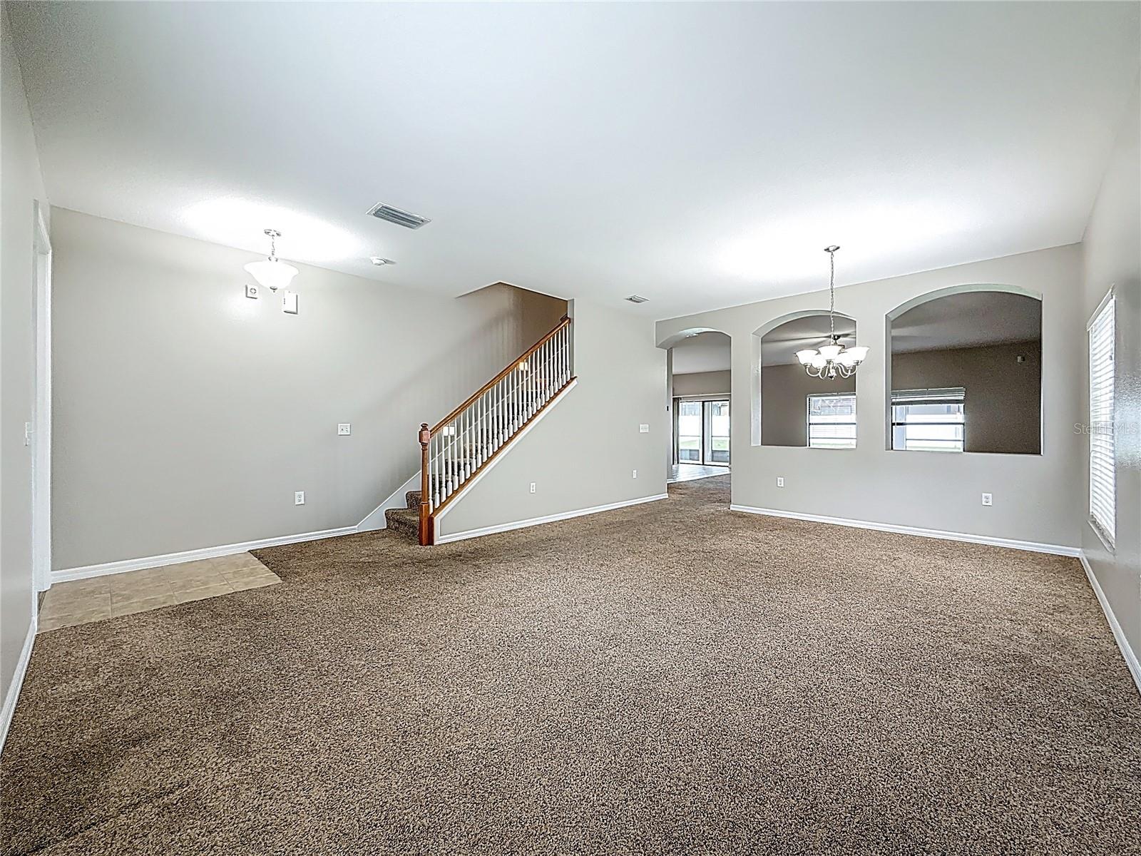 Image 6 of 50 For 313 Oak Landing Drive