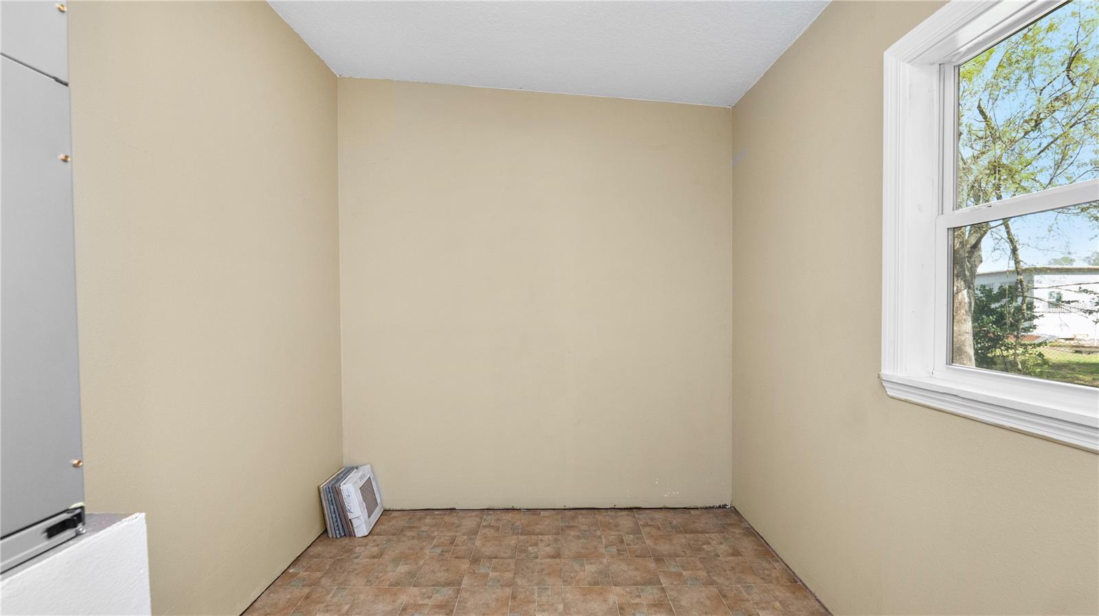 Image 44 of 62 For 5239 Spring Creek Drive