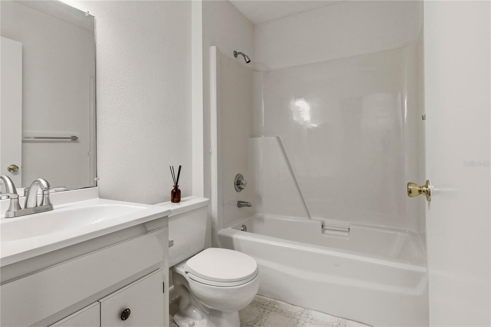 Image 27 of 43 For 3707 Timberlake Road W