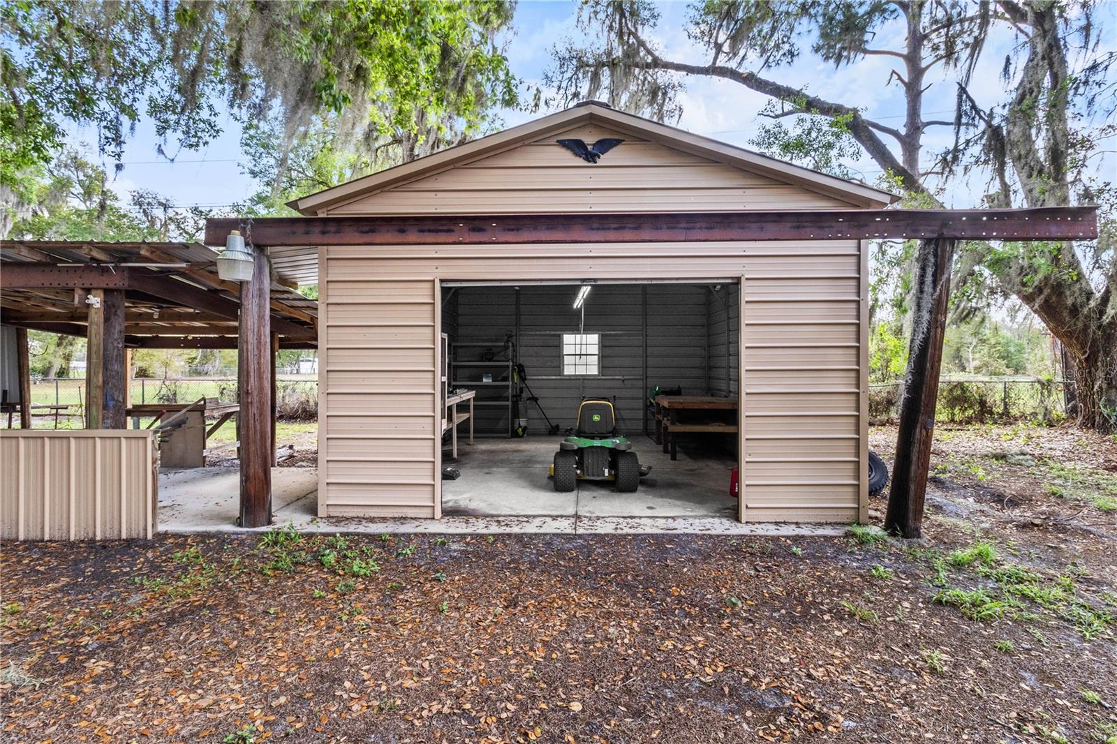 Image 33 of 43 For 3707 Timberlake Road W