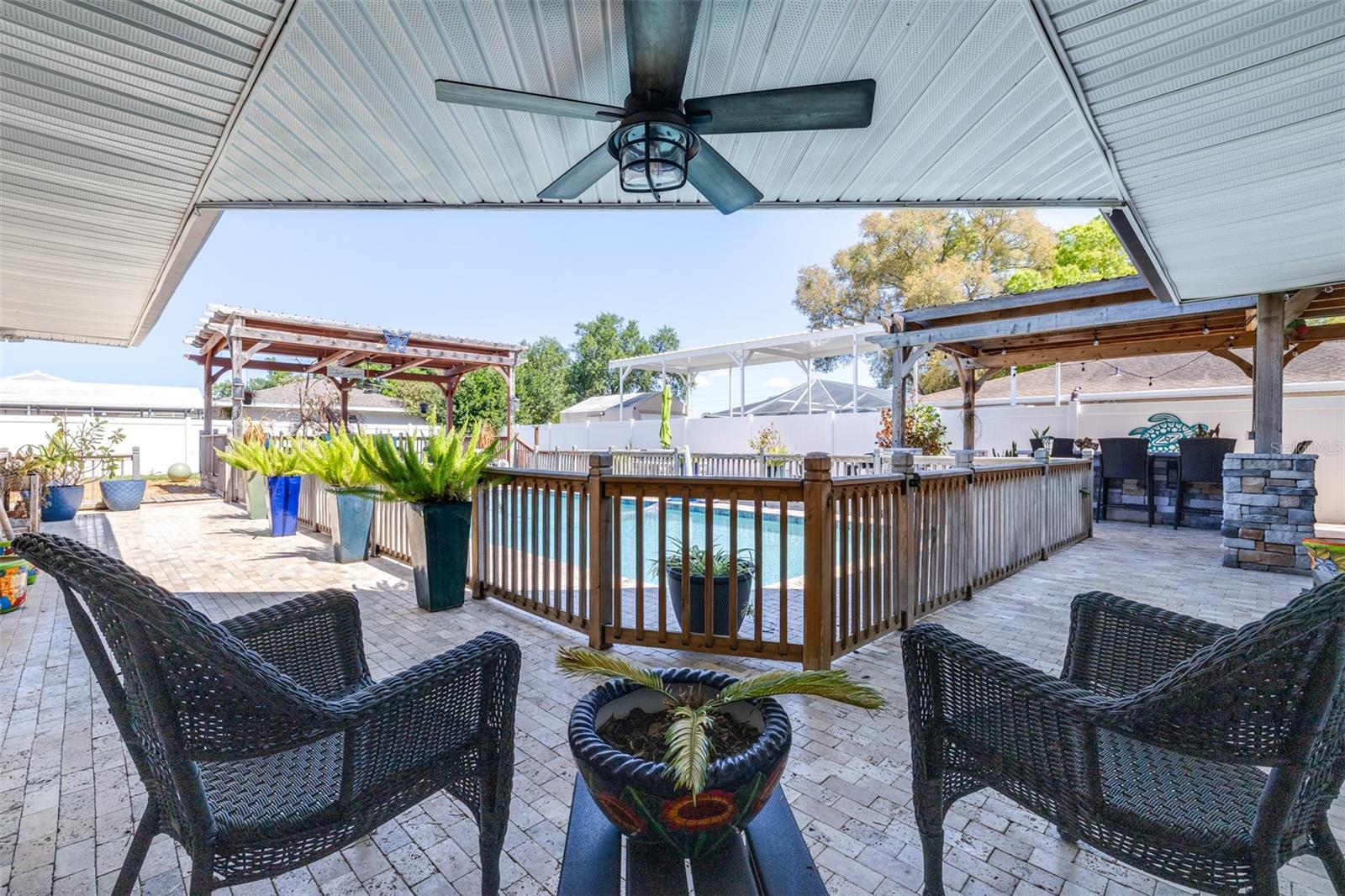 Image 31 of 56 For 210 Nassau Road