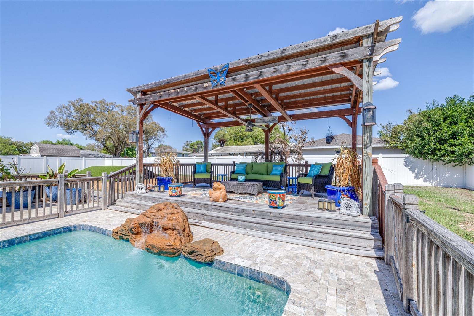 Image 34 of 56 For 210 Nassau Road