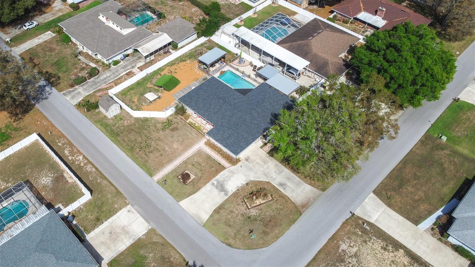 Image 51 of 56 For 210 Nassau Road