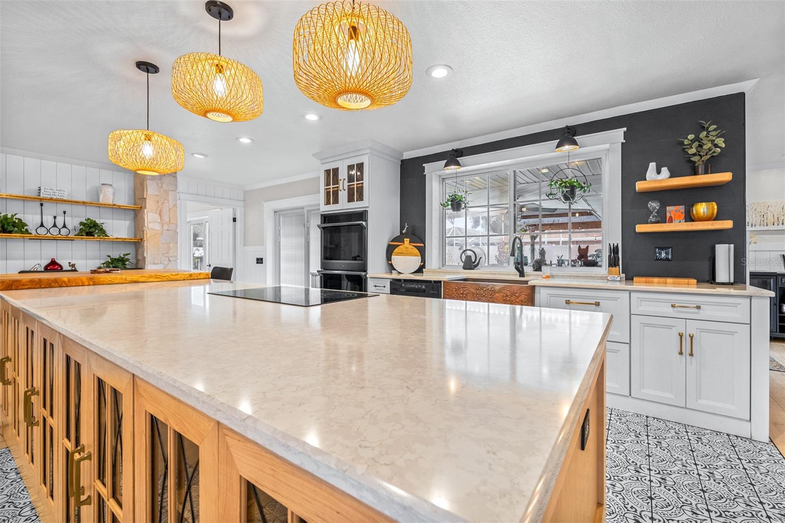 Image 9 of 56 For 210 Nassau Road