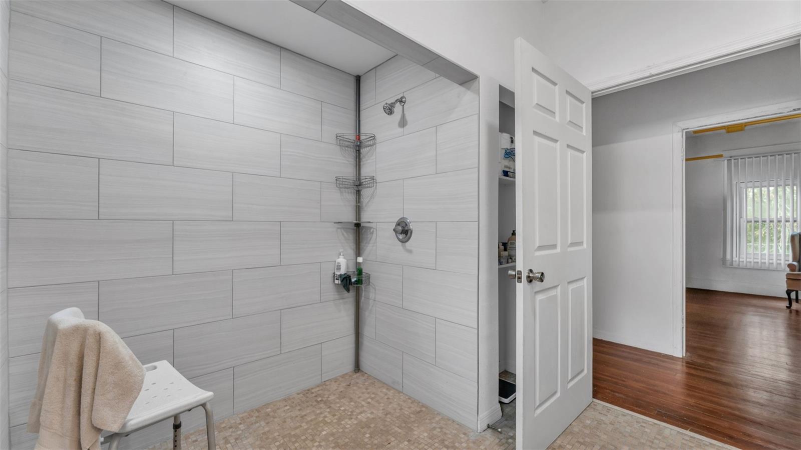 Image 30 of 54 For 7619 & 7615 Chase Road