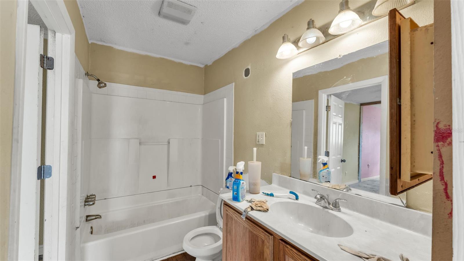 Image 50 of 54 For 7619 & 7615 Chase Road