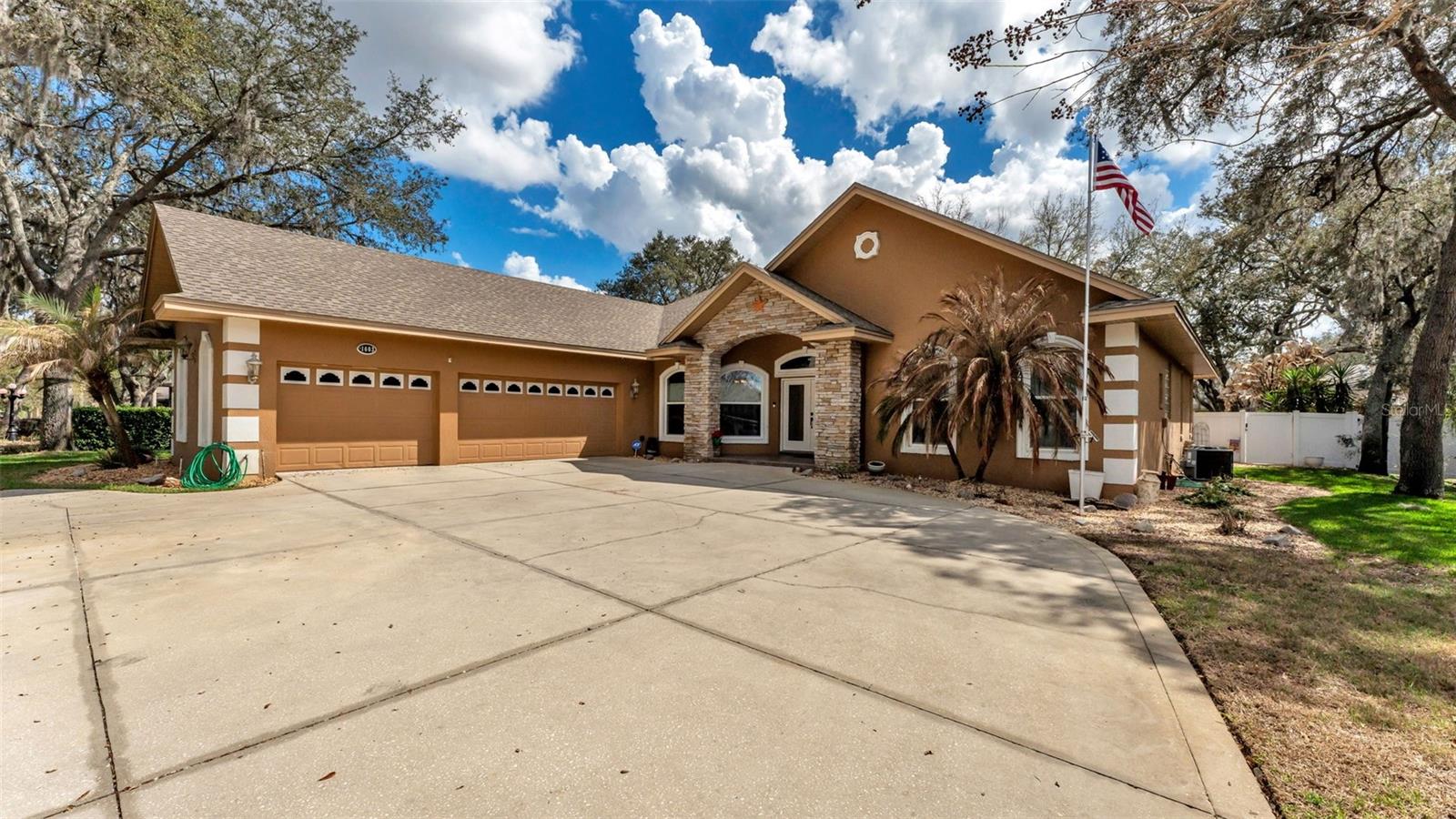 Details for 1603 Sir Henrys Trail, LAKELAND, FL 33809